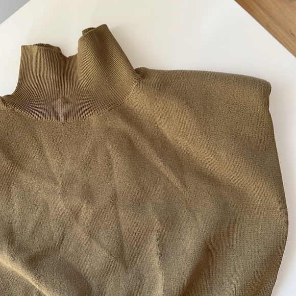 Zara green top size small - Picture 3 of 4